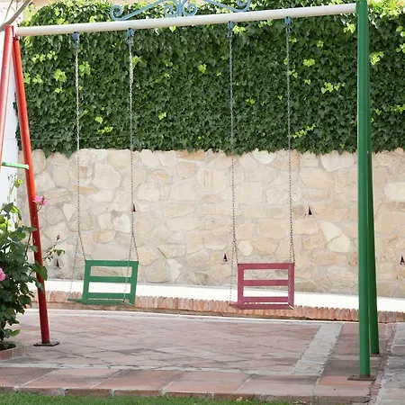 Belvilla By Oyo Casa Lirios Villa